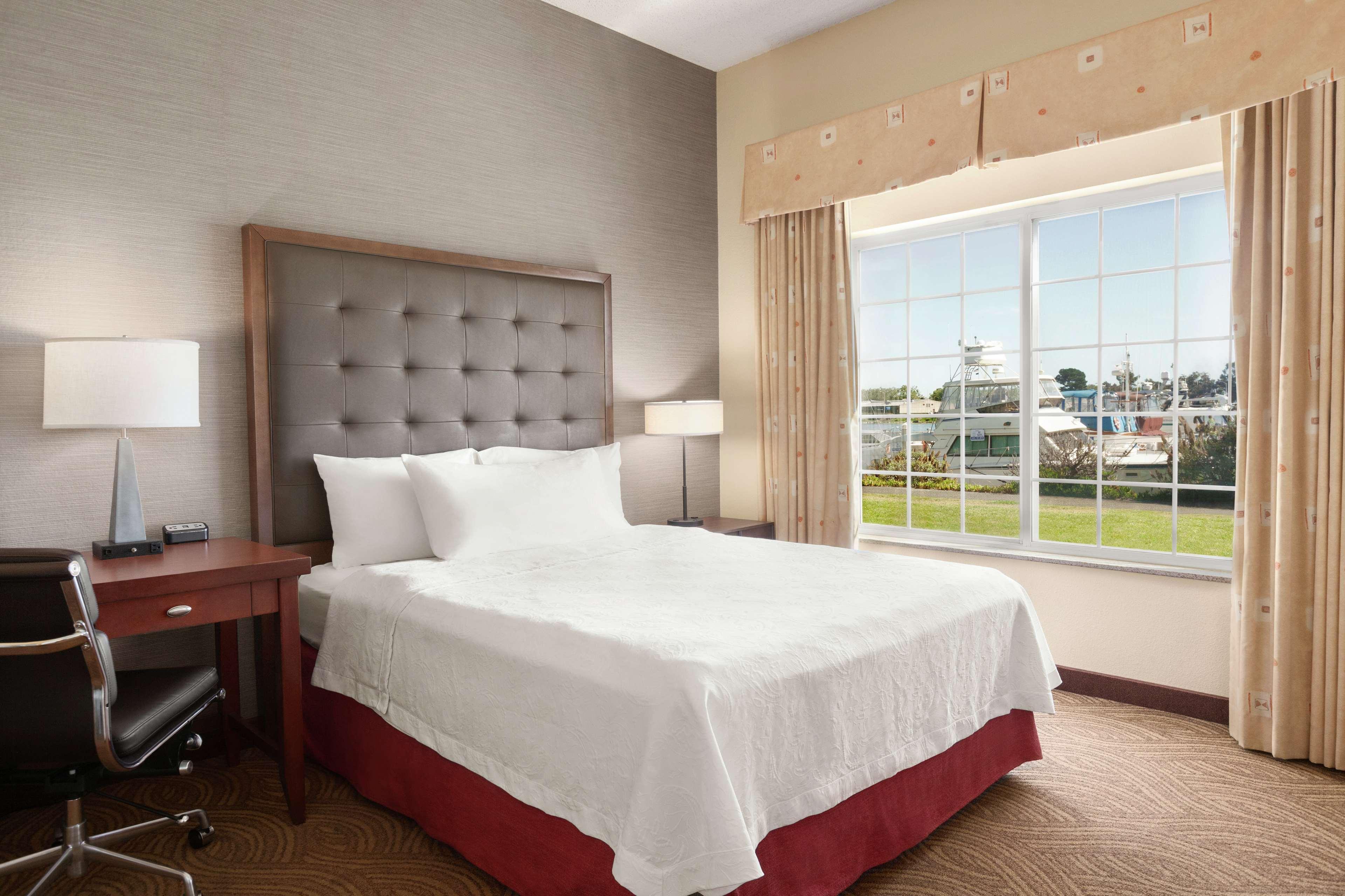 Homewood Suites By Hilton - Oakland Waterfront Exterior foto