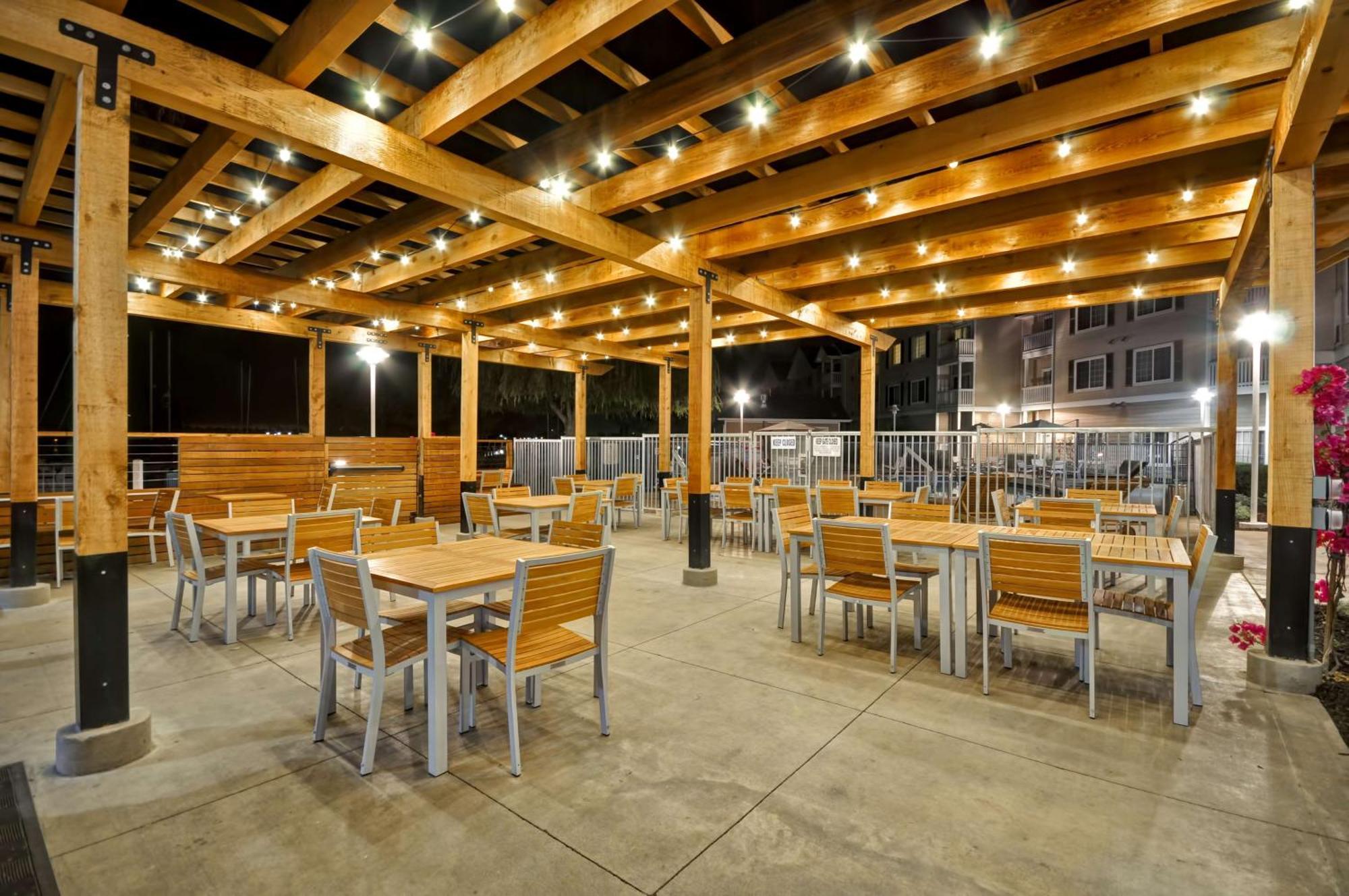 Homewood Suites By Hilton - Oakland Waterfront Exterior foto
